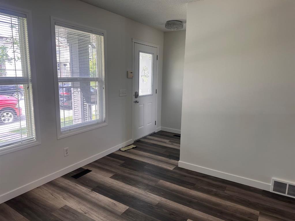 Picture for 78 Crystal Shores Heights 