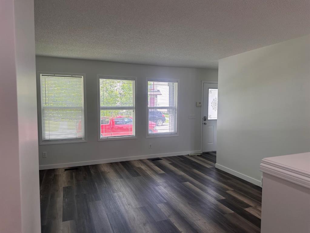 Picture for 78 Crystal Shores Heights 