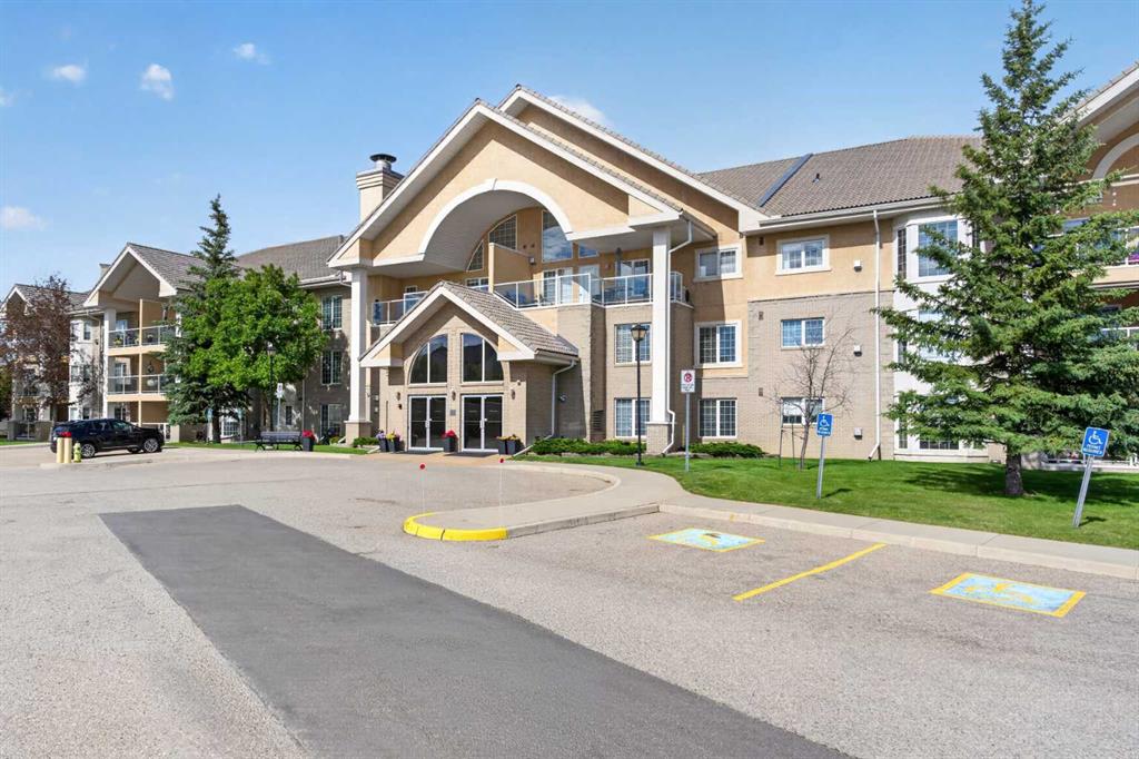 Picture for 325, 728 Country Hills Road NW