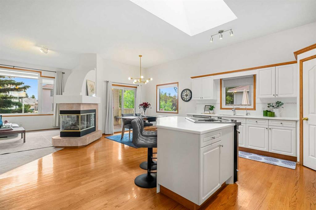 Picture for 125 Woodpark Close SW