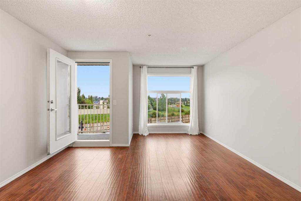 Picture for 2323, 700 Willowbrook Road NW
