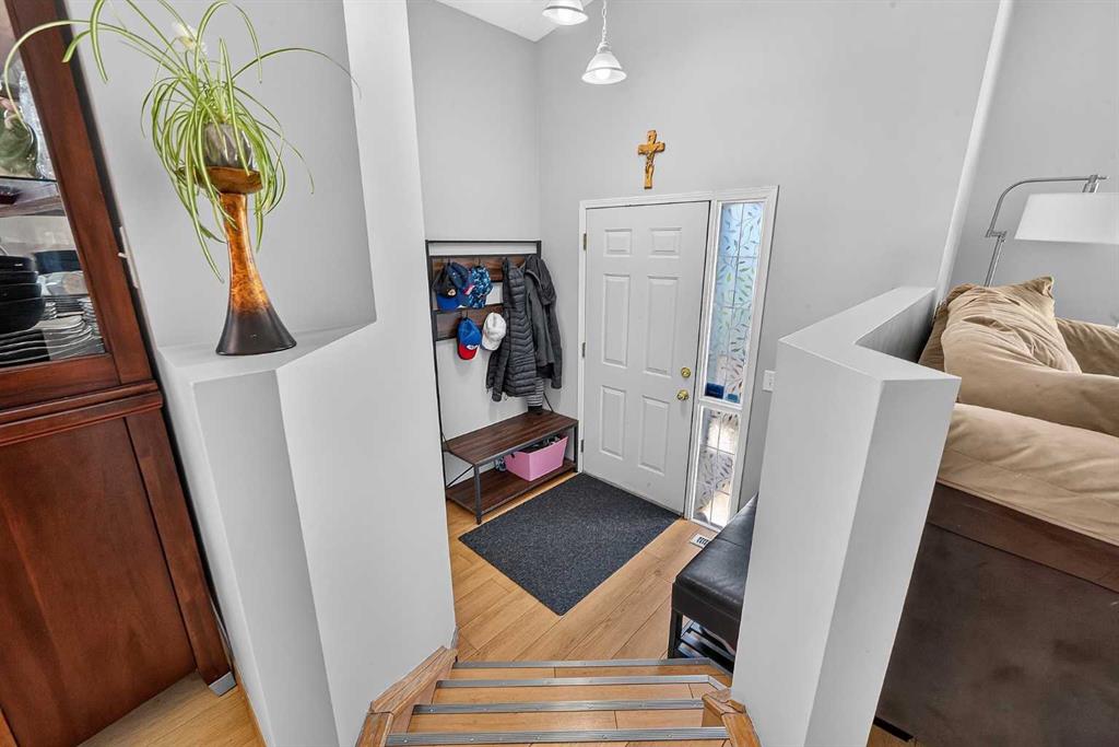 Picture for 173 Martin Crossing Crescent NE