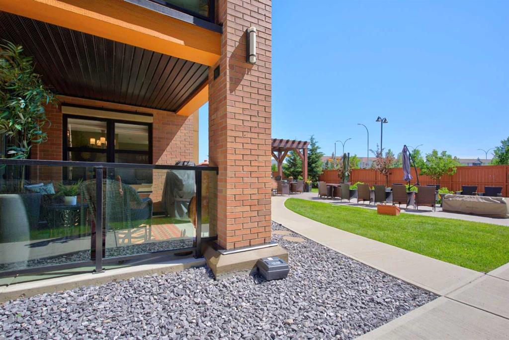 Picture for 1110, 10 Market Boulevard SE