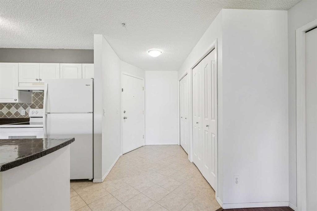Picture for 209, 1000 Citadel Meadow Point NW