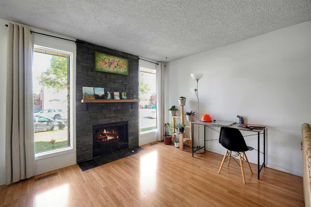 Picture for 6507 Rundlehorn Drive NE