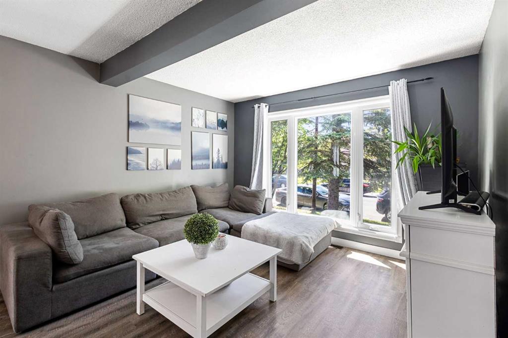 Picture for 149 Taradale Close NE