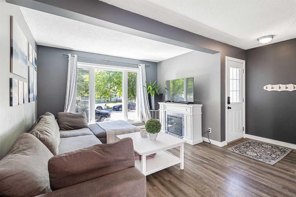 Picture for 149 Taradale Close NE