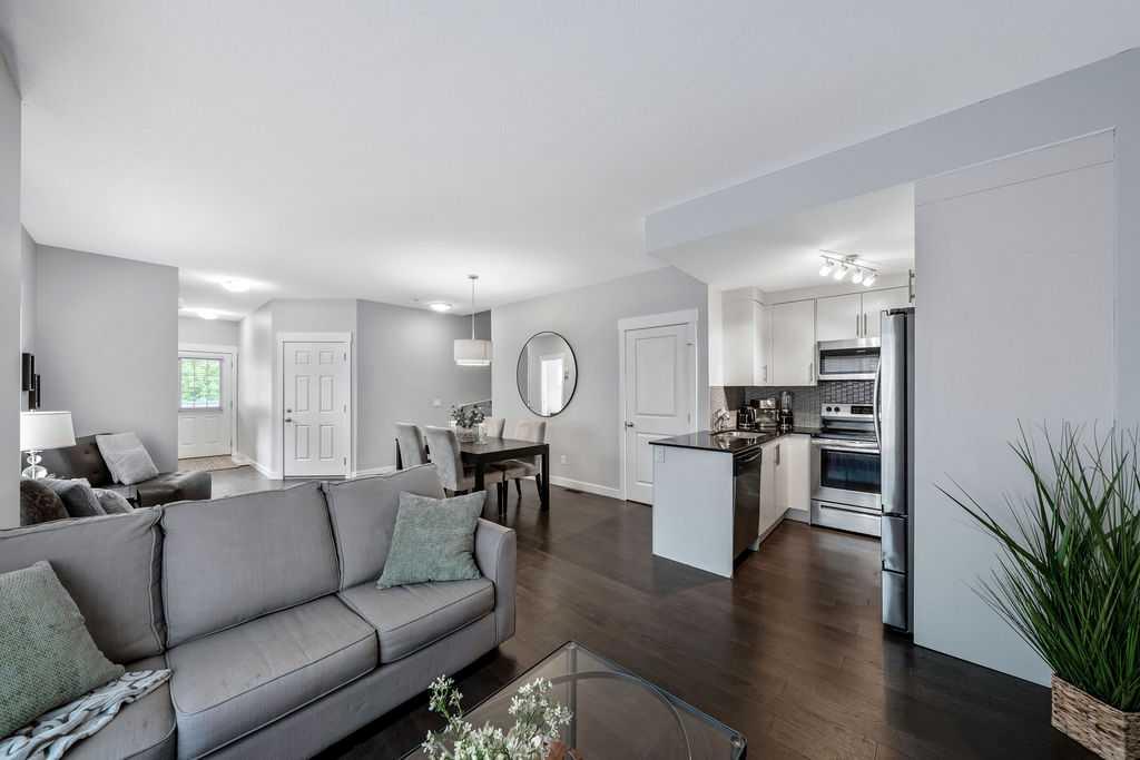 Picture for 22 West Coach Manor SW