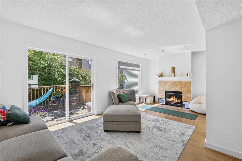 Picture for 137 Bridlewood Lane SW
