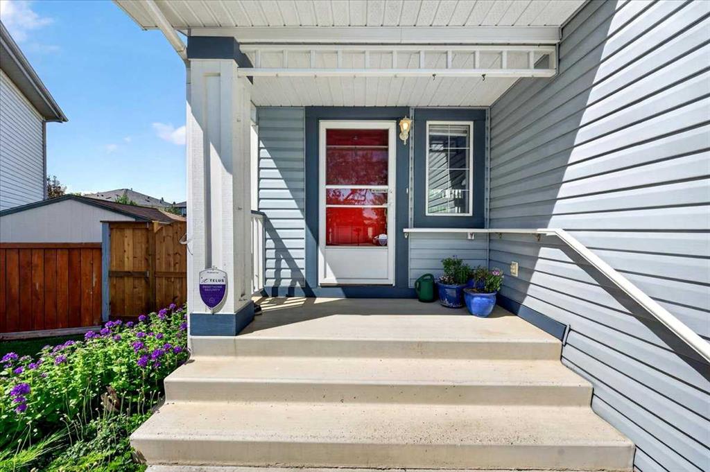 Picture for 232 Douglas Glen Close SE