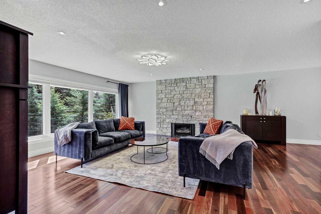Picture for 10907 Willowfern Drive SE