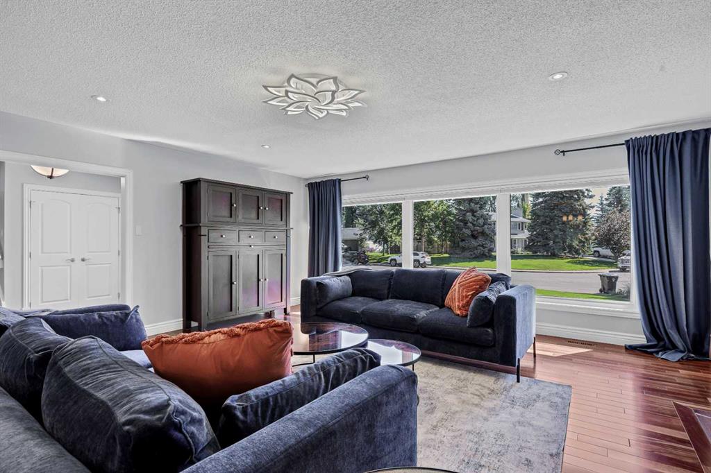 Picture for 10907 Willowfern Drive SE