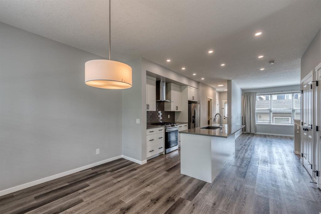 Picture for 967 Mahogany Boulevard SE