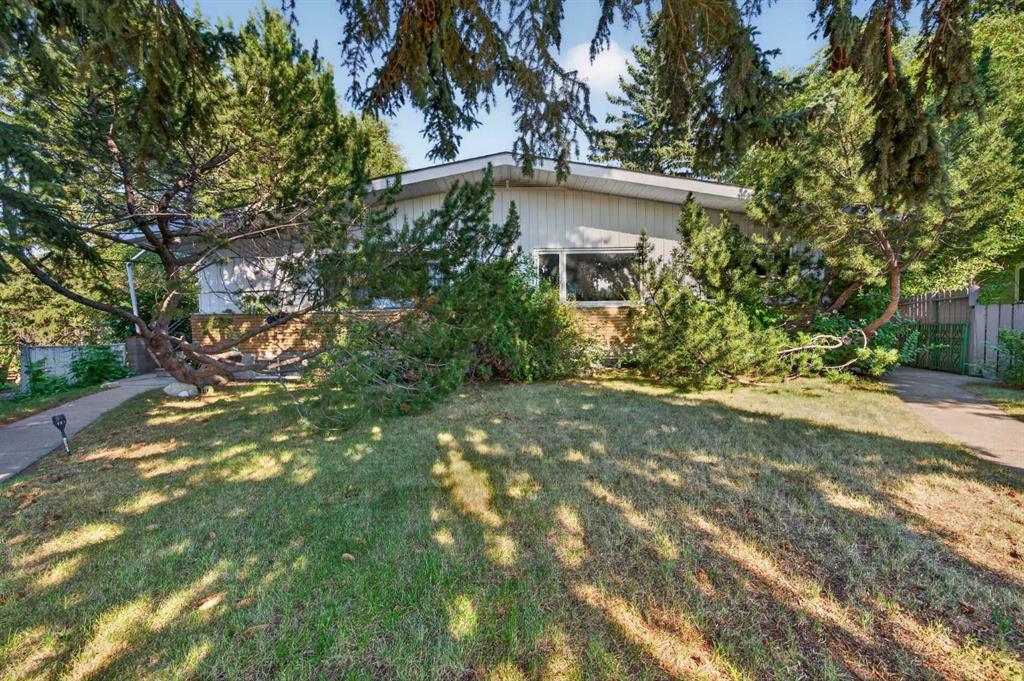 Picture for 14 Rosetree Crescent NW