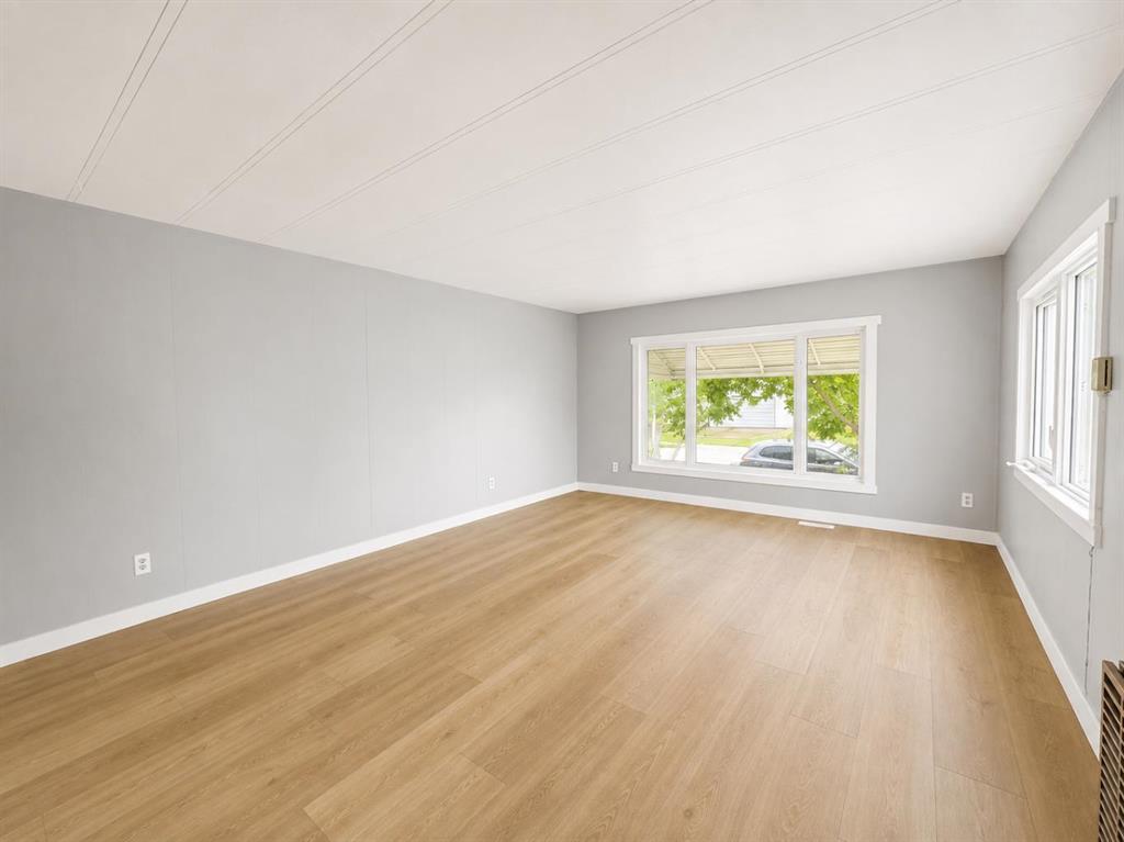 Picture for 168 Huntwell Road NE