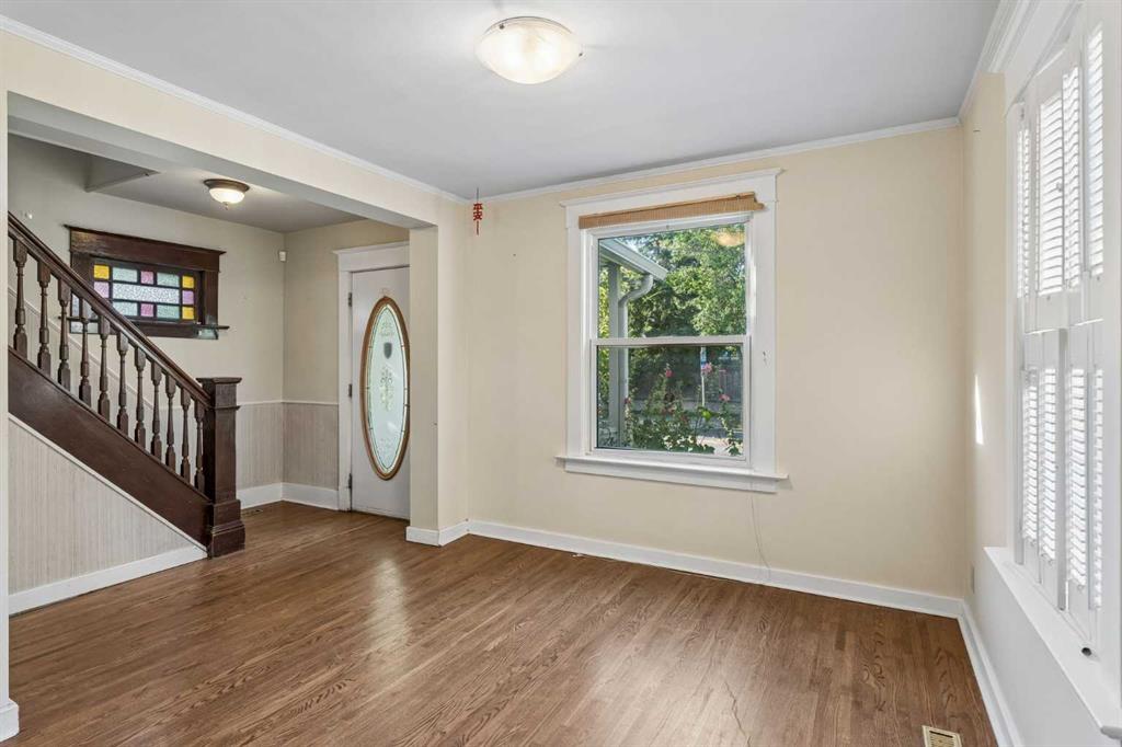Picture for 420 12 Avenue NW