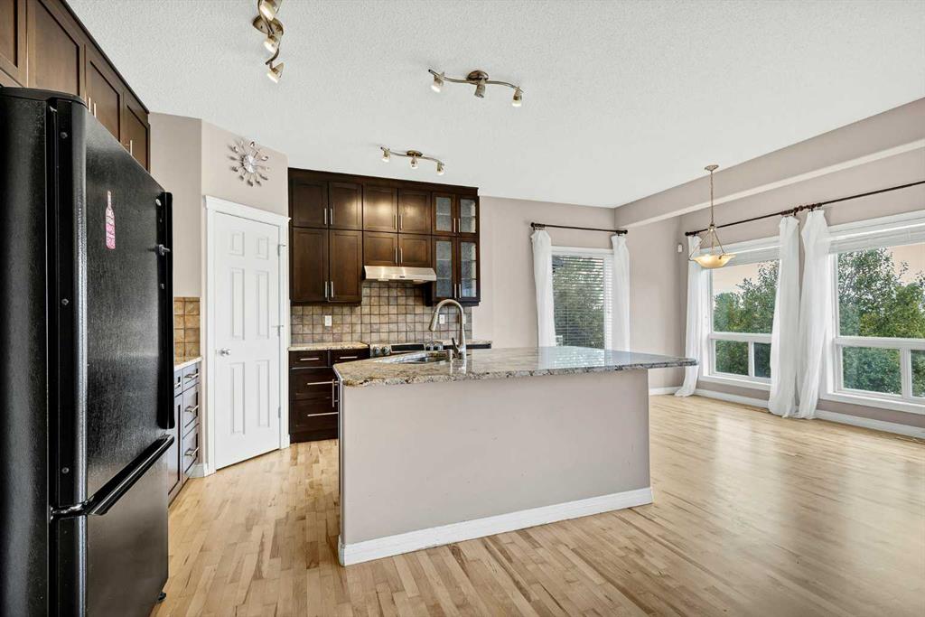 Picture for 92 Everhollow Way SW