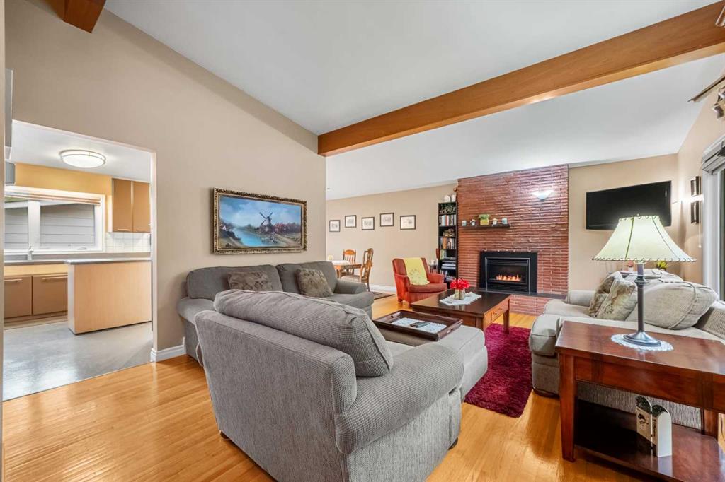 Picture for 4116 Brisebois Drive NW