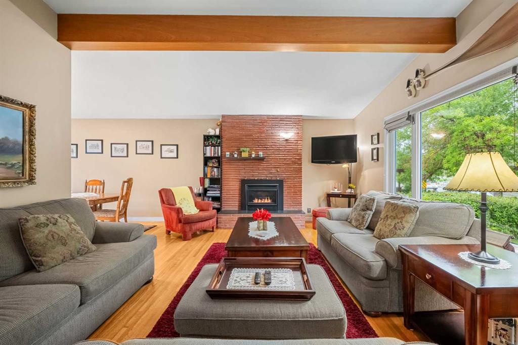 Picture for 4116 Brisebois Drive NW