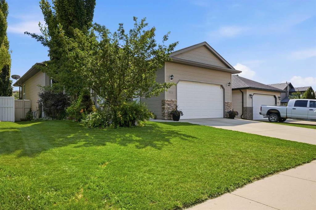 Picture for 926 Ramage Crescent 