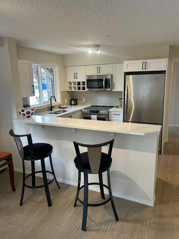 Picture for 1112, 115 Prestwick Villas SE