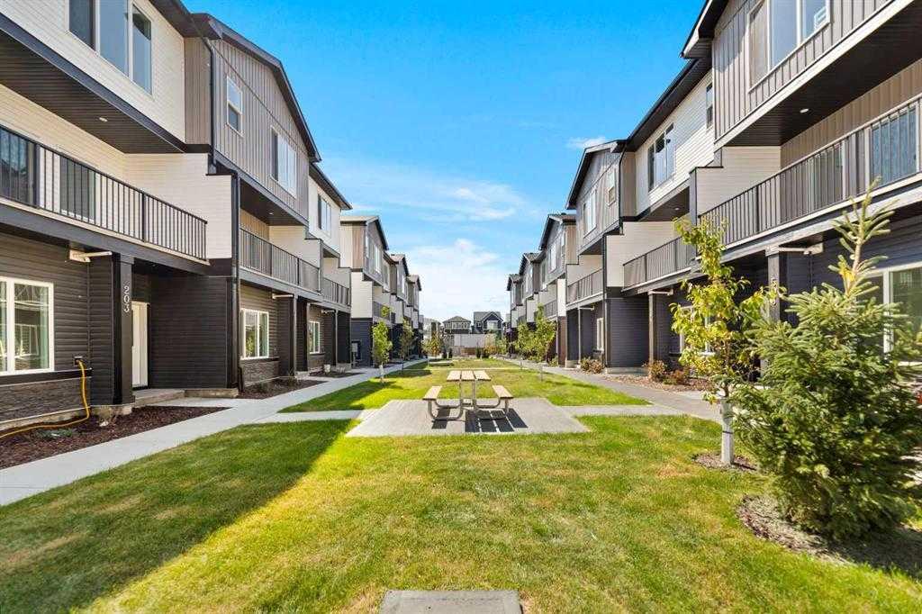 Picture for 602, 90 Corner Meadows Manor NE