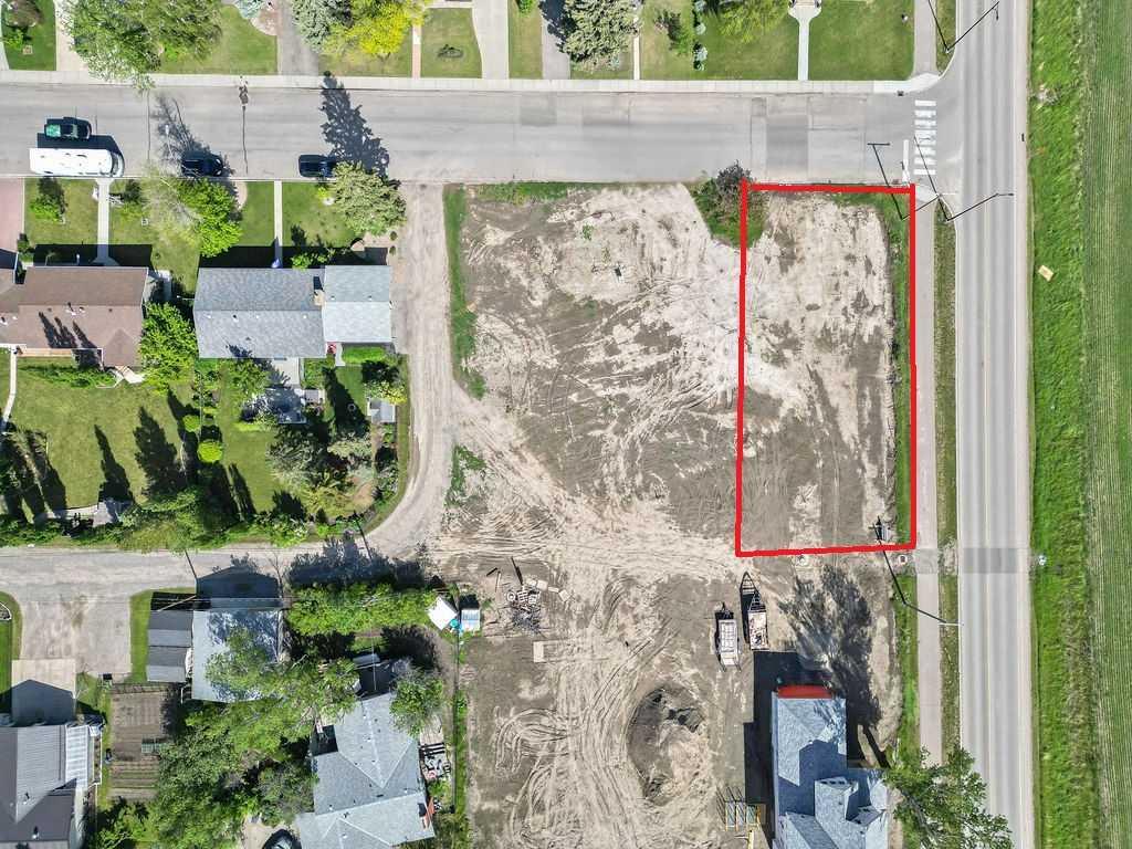 Picture for 1033 8 Street SW
