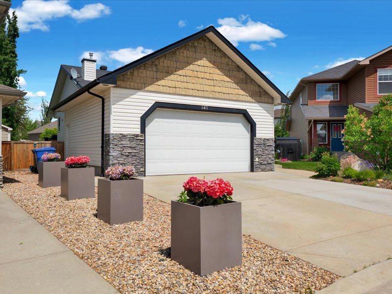 Picture for 147 Cove Place 