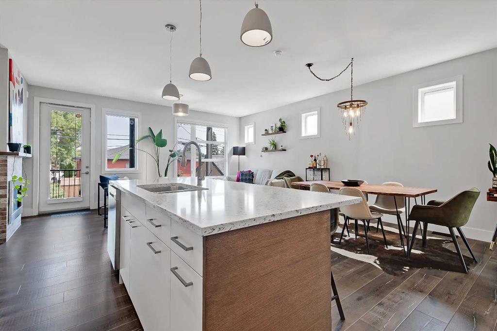 Picture for 2, 1936 25A Street SW