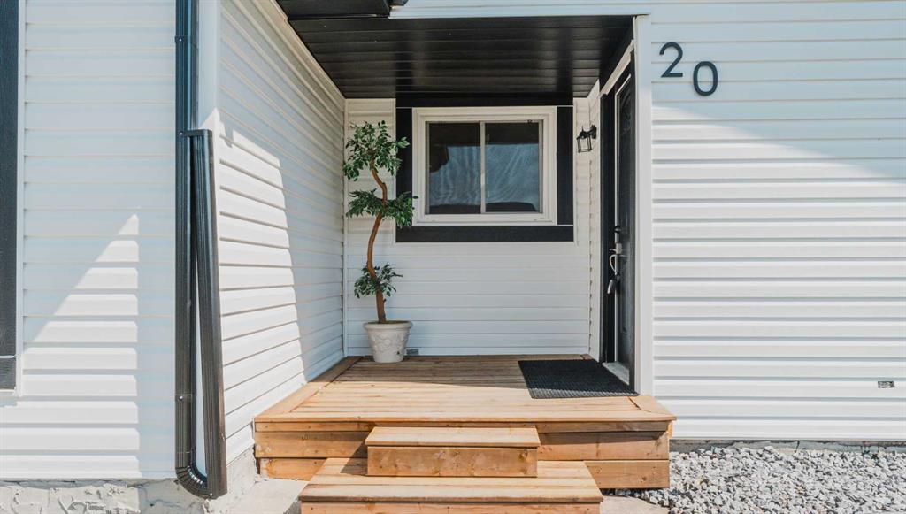 Picture for 20 Castlegrove Way NE