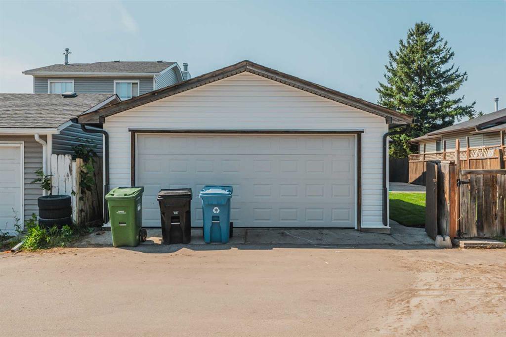 Picture for 20 Castlegrove Way NE