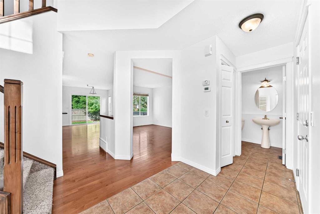 Picture for 294 Cougar Plateau Way SW