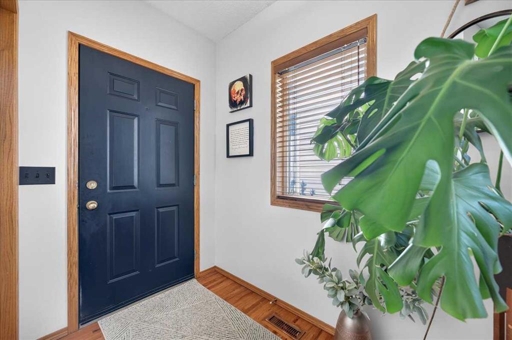 Picture for 30 Sierra Nevada Way SW