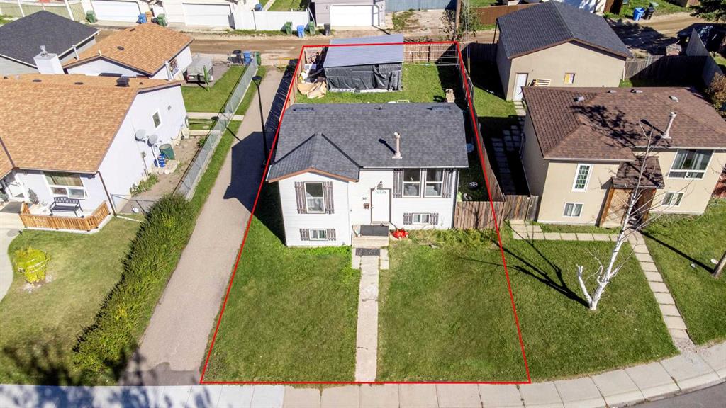 Picture for 36 Castlebrook Rise NE