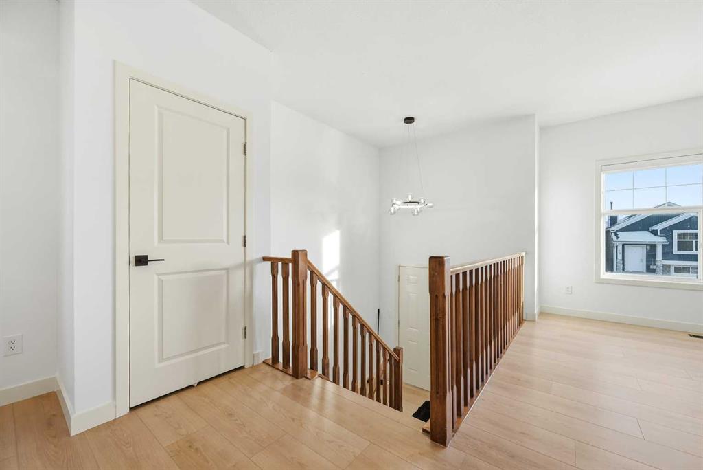 Picture for 81 Saddlemont Road NE