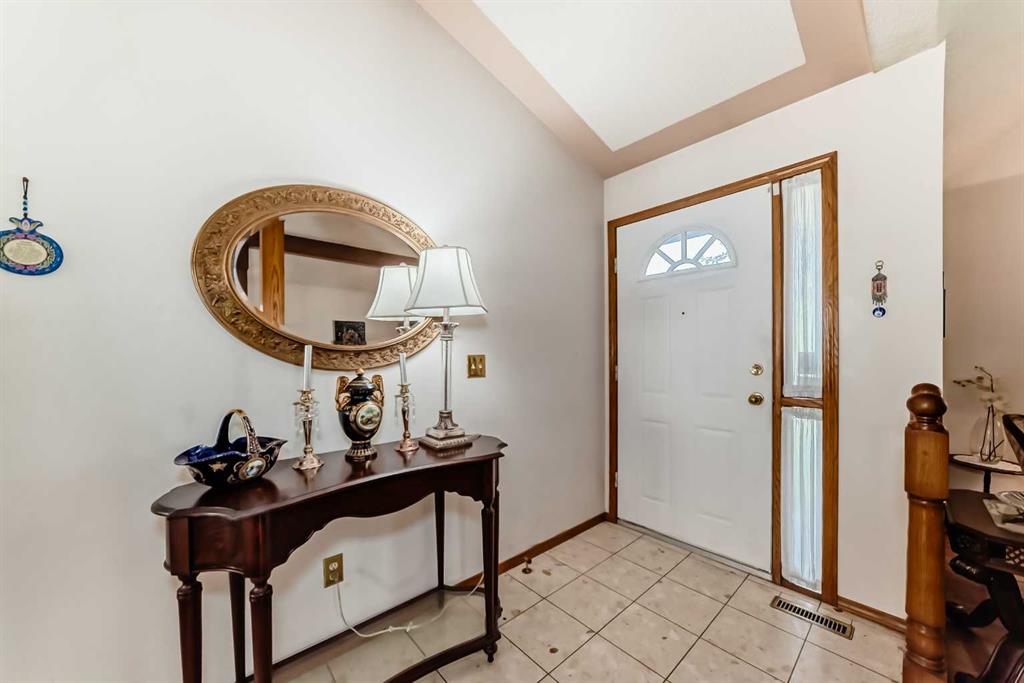 Picture for 131 Varsity Estates Terrace NW