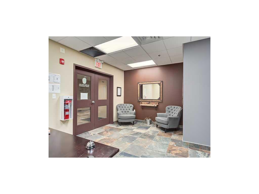 Picture for 220, 52 Gateway Drive NE