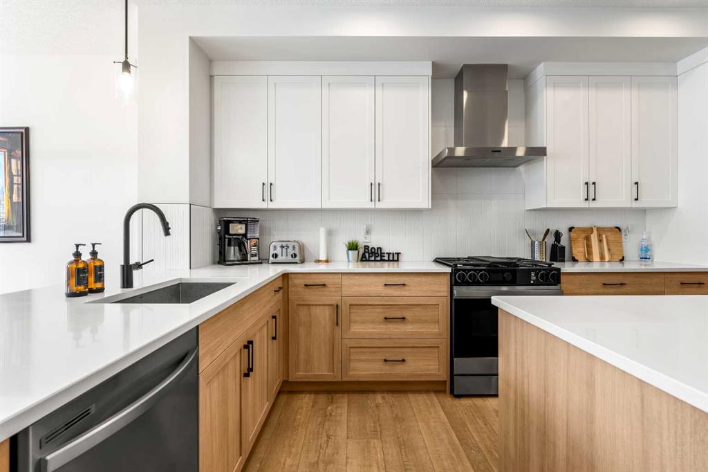 Picture for 20 Walgrove Heights SE