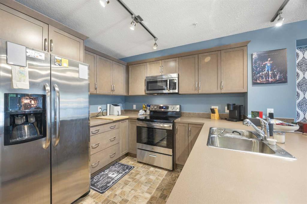 Picture for 3110, 402 Kincora Glen Road NW