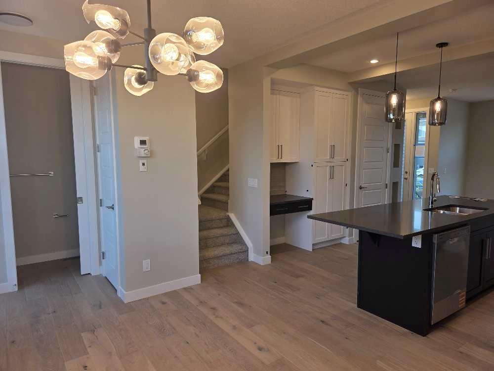 Picture for 1122 Cobblestone Boulevard SW