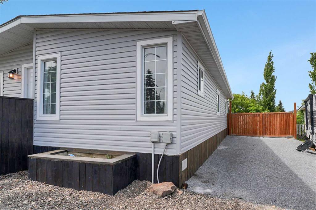 Picture for 513 Spring Haven Court SE