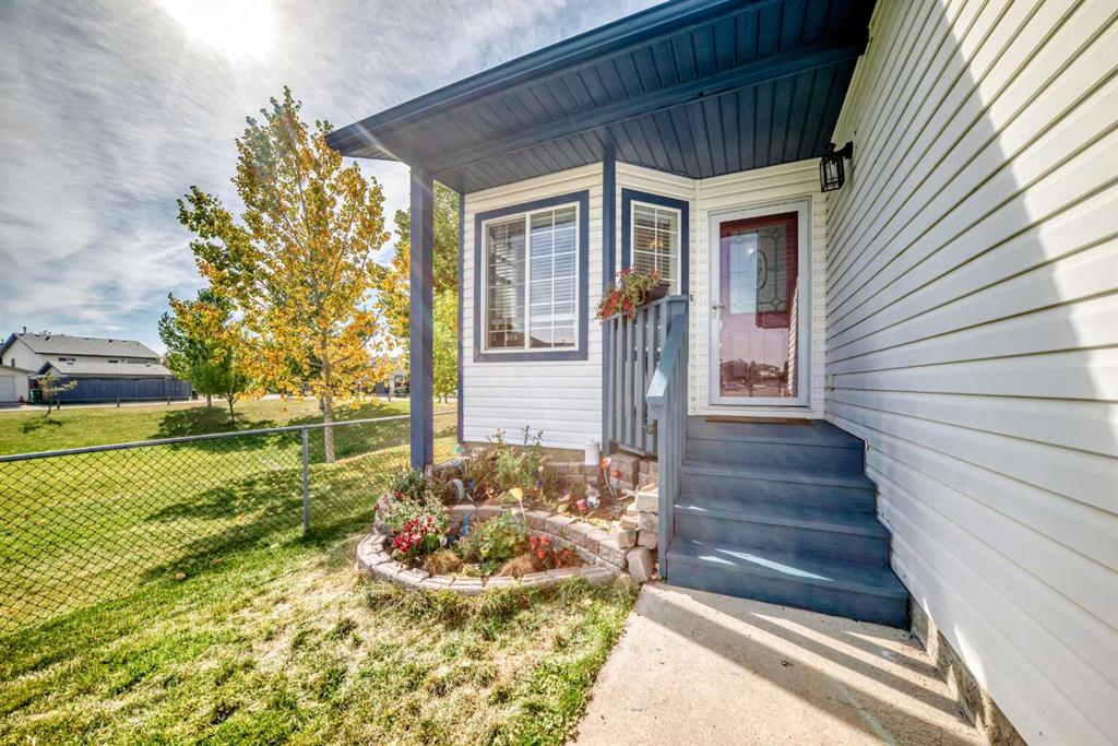 Picture for 148 Creek Gardens Close NW