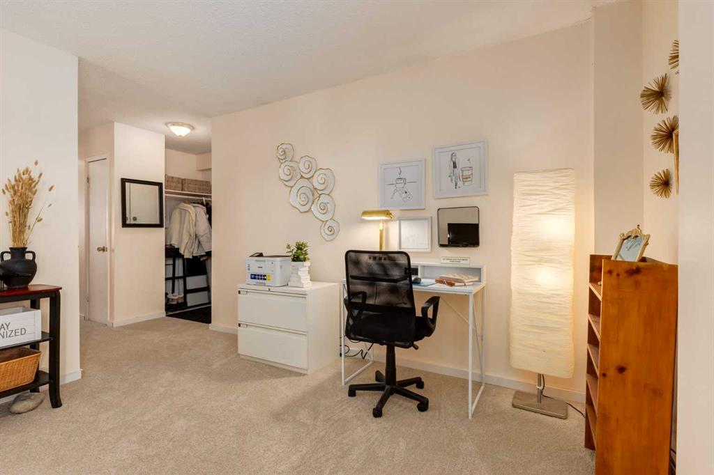 Picture for 120, 315 Heritage Drive SE