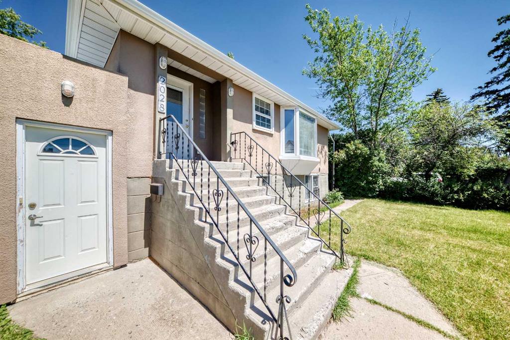 Picture for 2028 Westmount Road NW