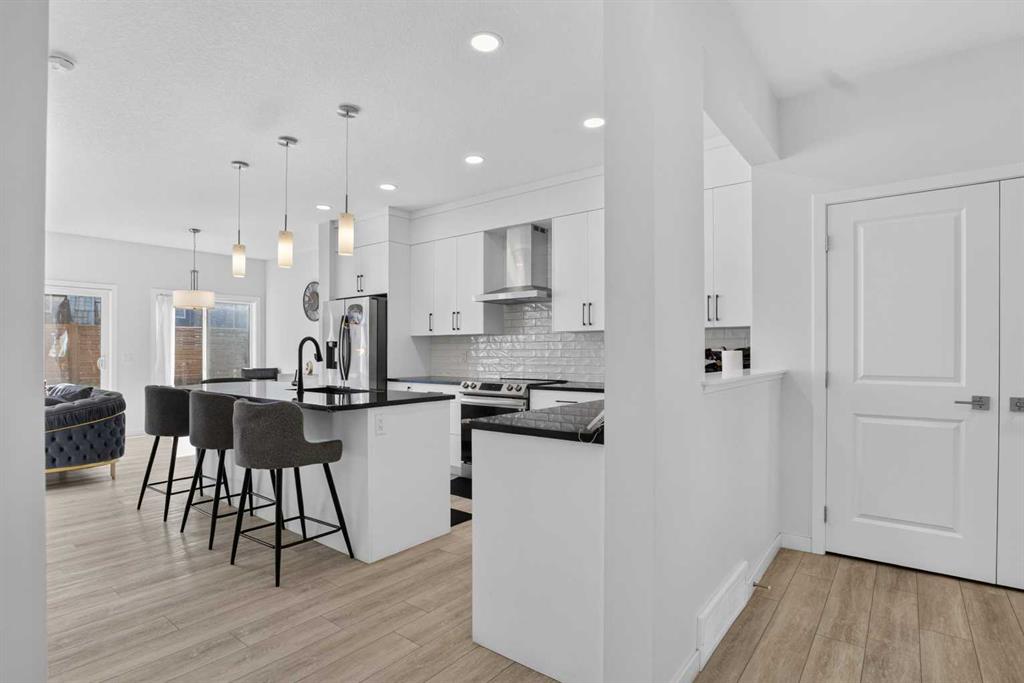 Picture for 274 Lucas Place NW
