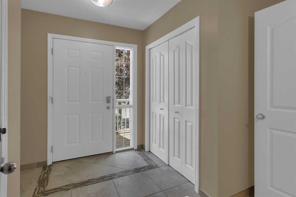 Picture for 702, 800 Yankee Valley Boulevard SE
