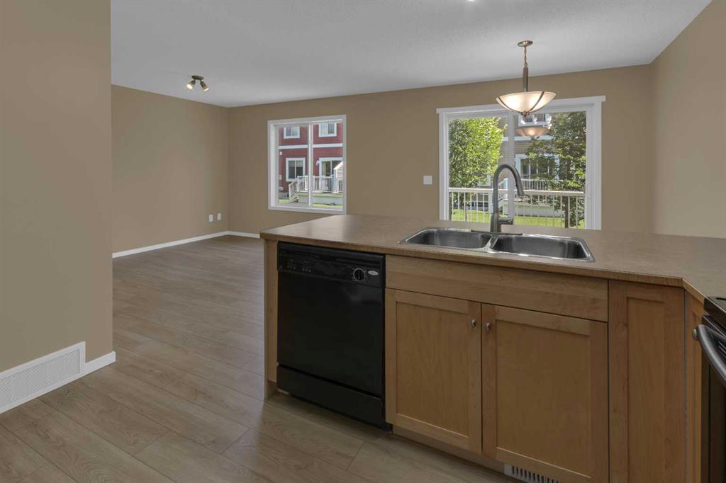 Picture for 702, 800 Yankee Valley Boulevard SE