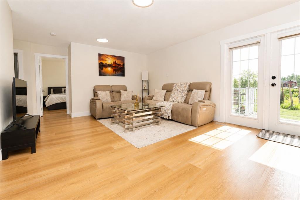 Picture for 250257 Conrich Road 