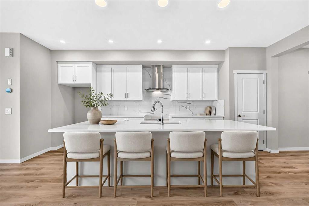 Picture for 1302 Mahogany Boulevard SE