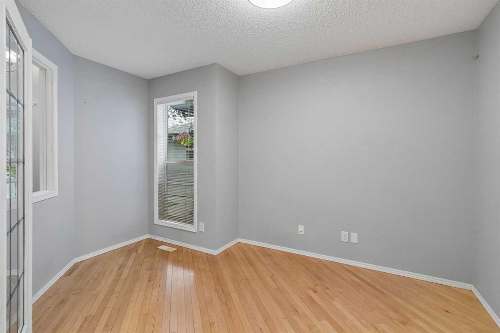 Picture for 22 Somerside Crescent SW